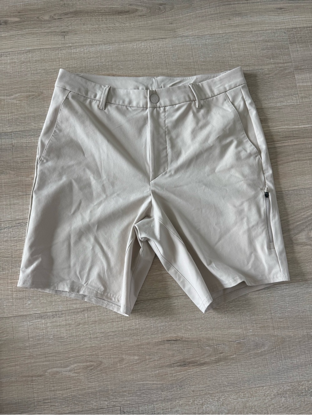 All in motion men’s shorts